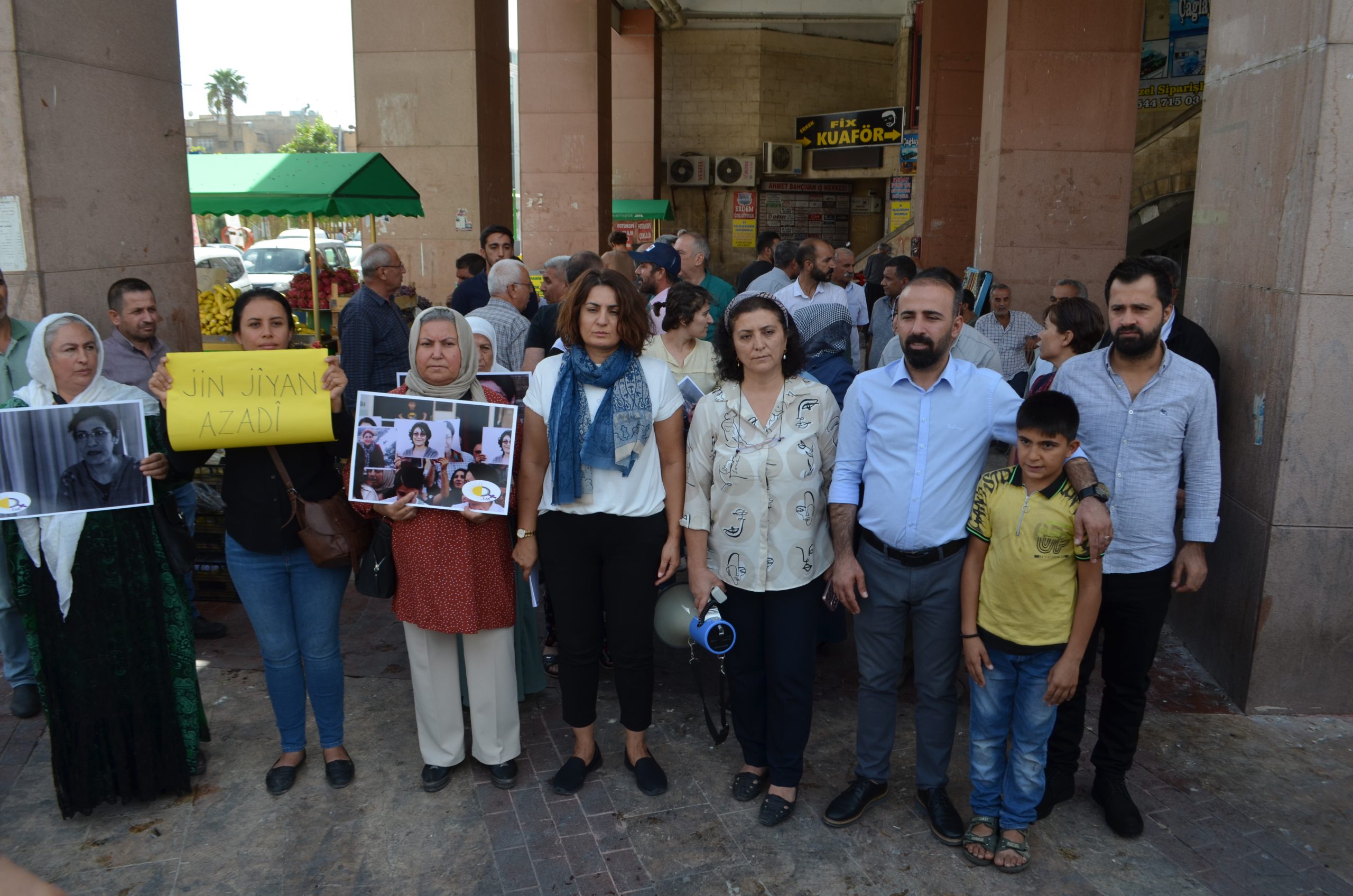 HDP JİN JİYAN AZADİ (KADIN-YAŞAM-ÖZGÜRLÜK) DEDİ