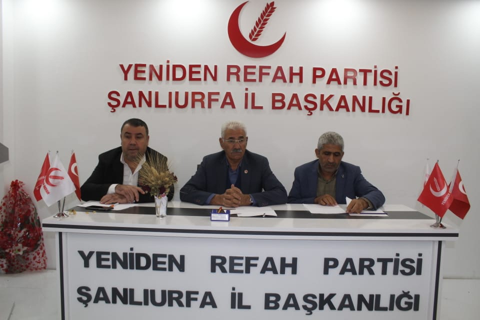 Yeniden Refah Partisi Şanlıurfa İl Başkanı İsmail YAVUZ Bey’in elektrik kesintileri ile ilgili açıklaması.