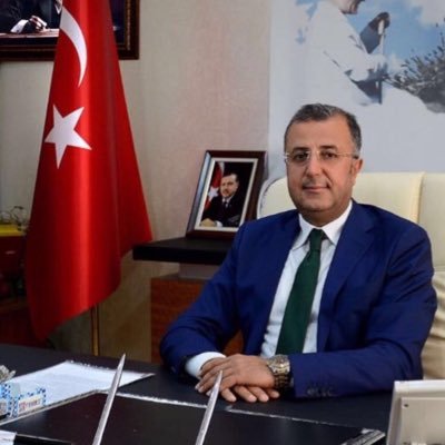 İş Adamı Yaşar Hamidanoğlu Yeni yıl Dolayısıyla Bir Mesaj Yayınladı